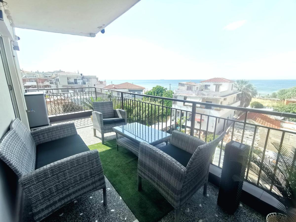 Pure Bliss: Luxury Beachfront Apartment with Panoramic Views Agia Triada  Exterior photo